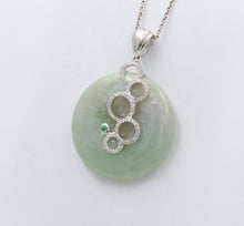 Load image into Gallery viewer, Vintage 18K White Gold Reincarnation Jade Pendant, Necklace.
