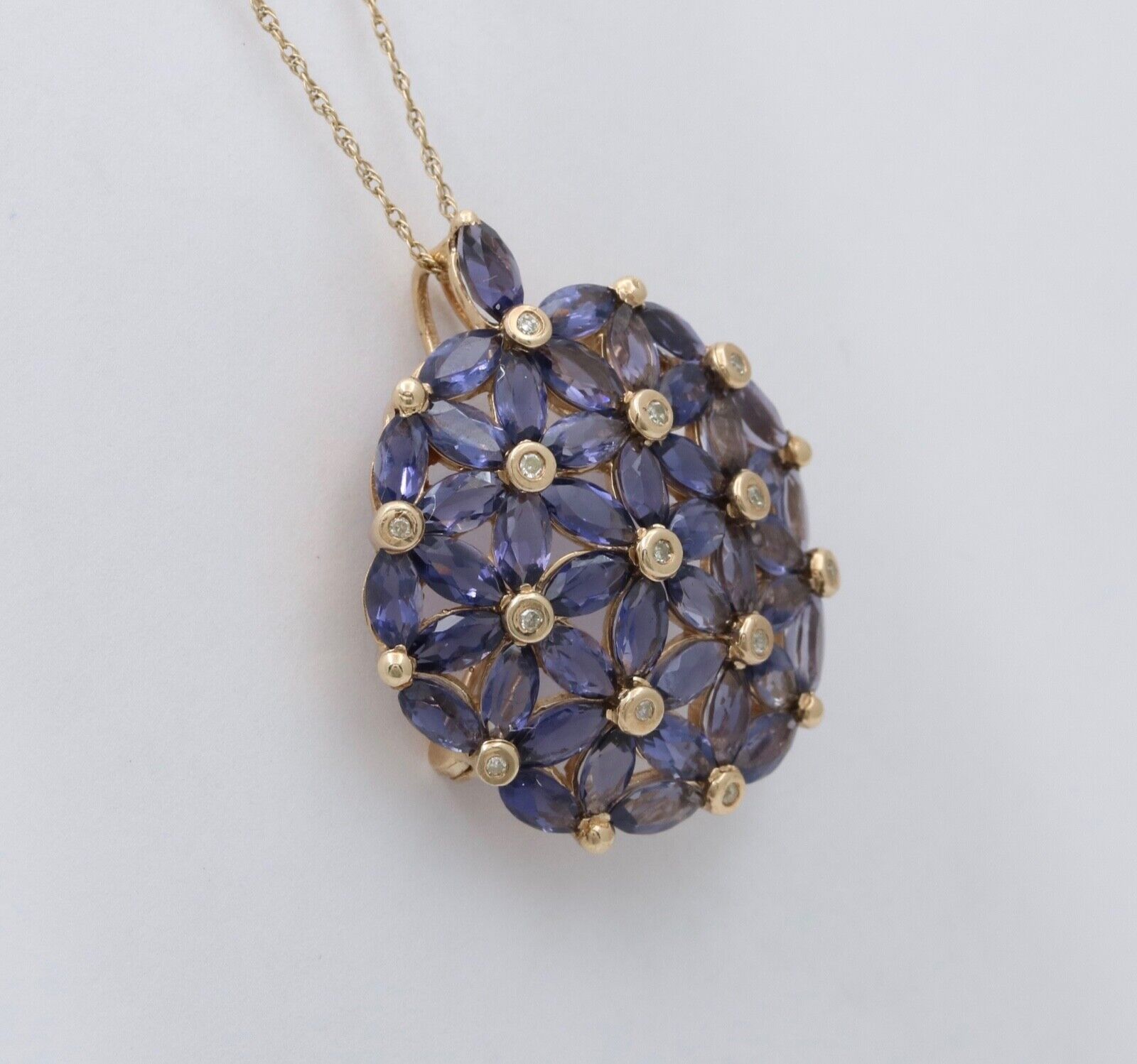 Vintage Tanzanite Diamonds 10K Yellow Gold  Hydrangea Pendant Brooch Pin