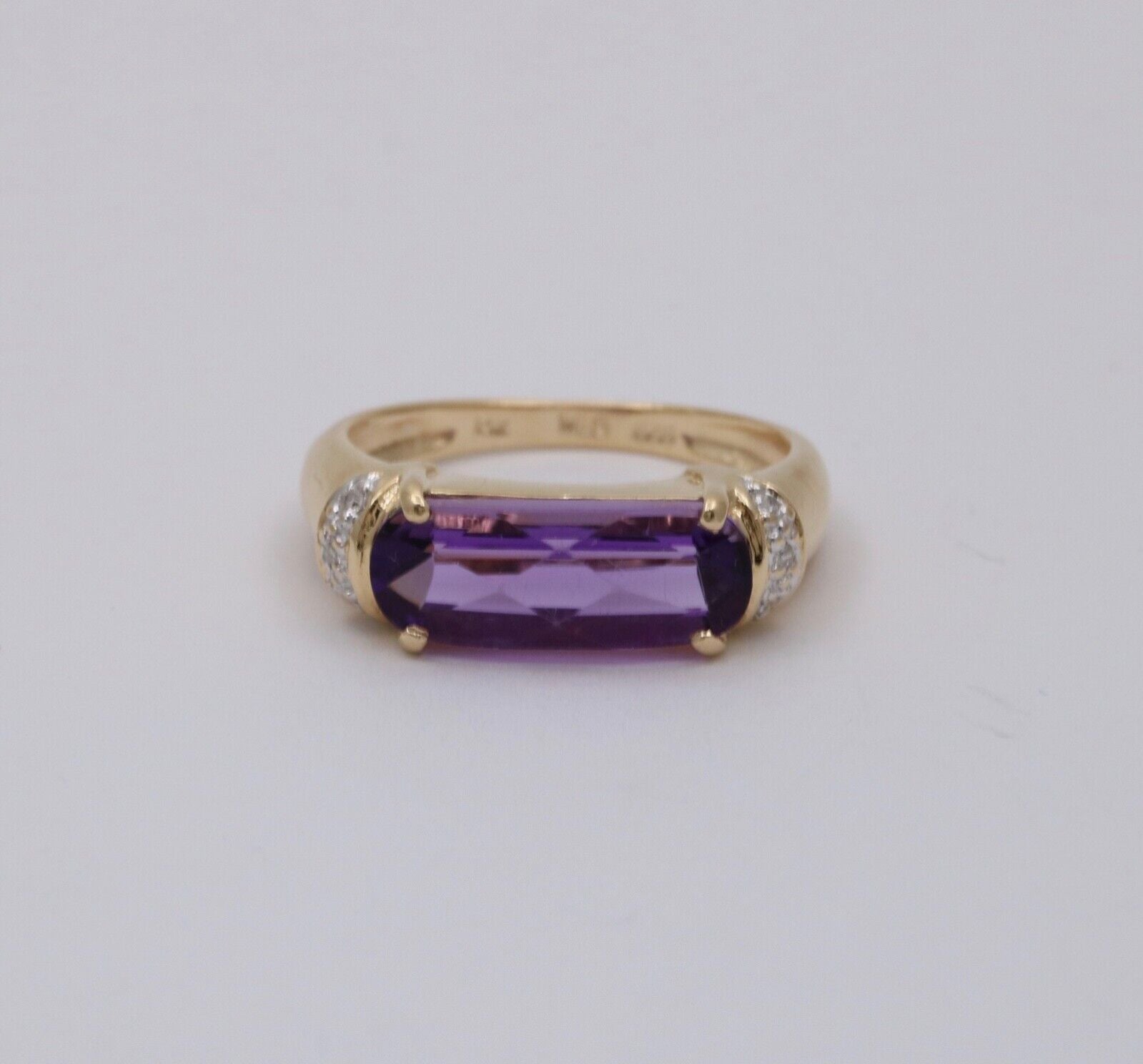 Vintage Amethyst Diamonds 14K Yellow White Gold Ring