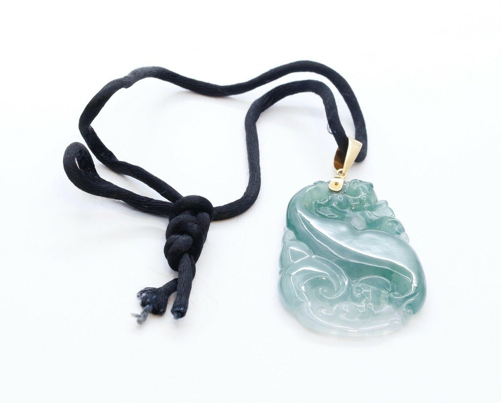 Vintage Jade 14K Yellow Gold Pendant