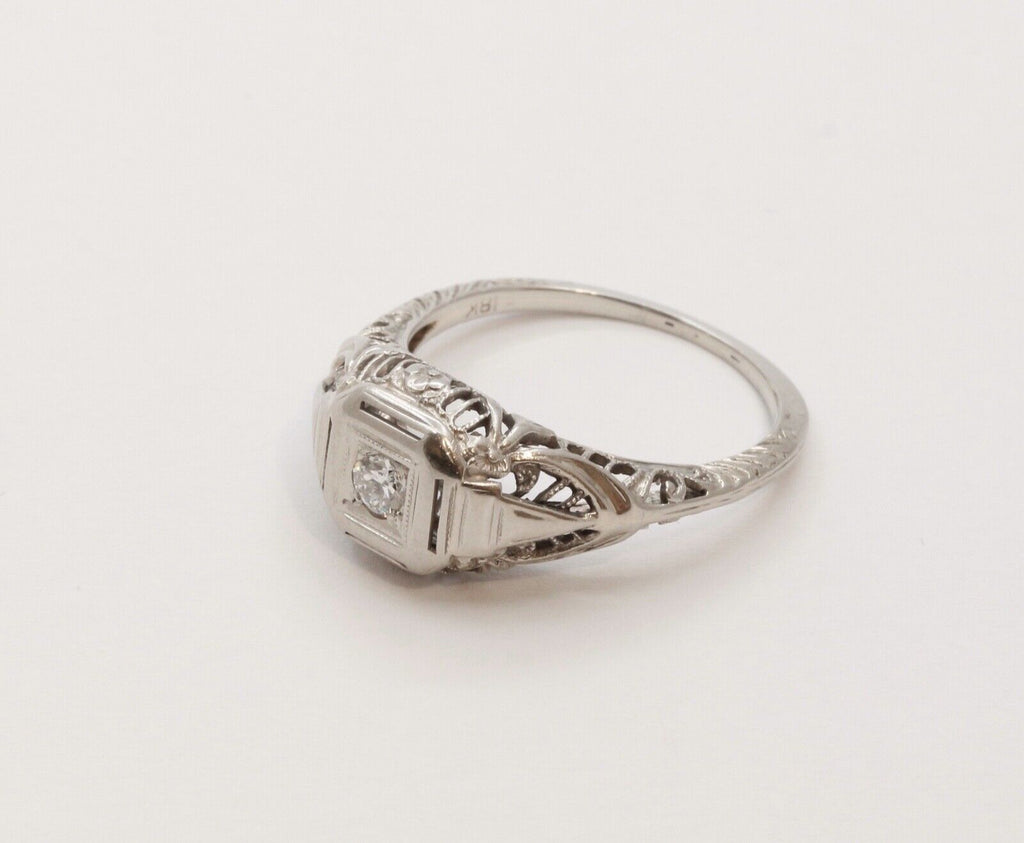 Art Deco Diamond 18K White Gold Ring