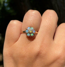 Load image into Gallery viewer, A Sweet Vintage Floral Opal14K Rose Gold Ring. Cocktail Ring
