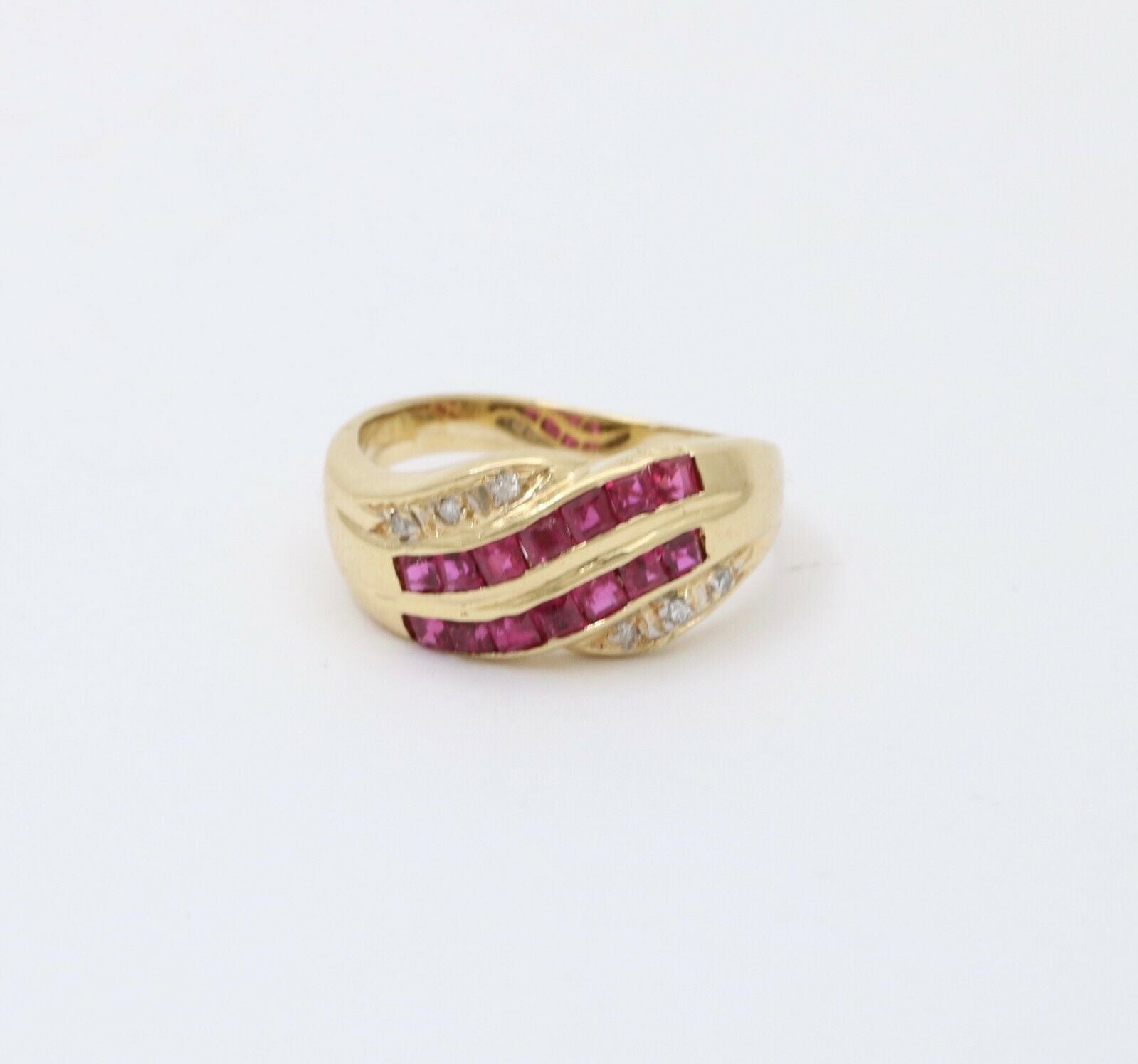 Vintage 14K Yellow Gold Ruby & Diamond Infinity Ring Band