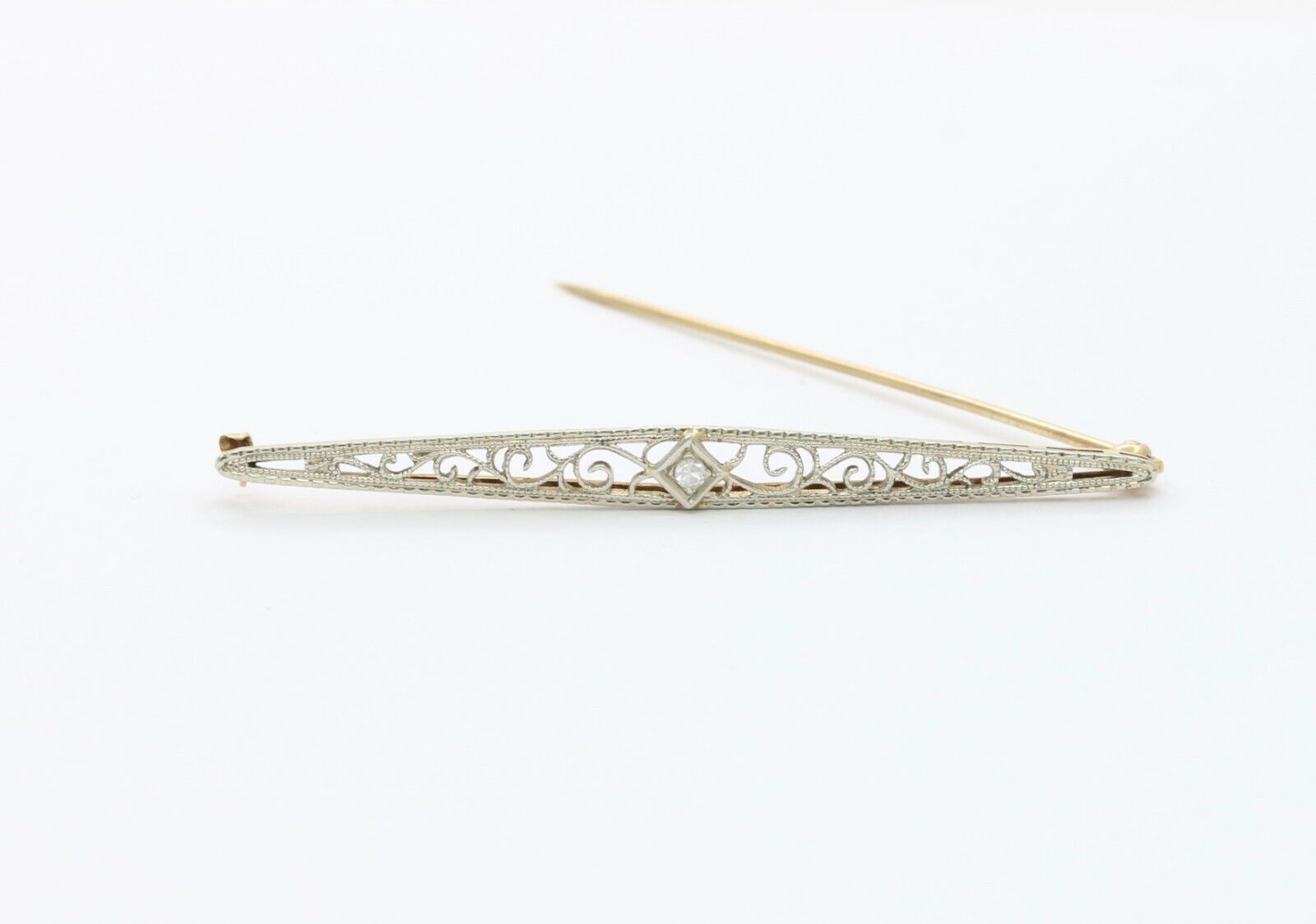 Art Deco 14K White Gold Diamond Filigree Brooch