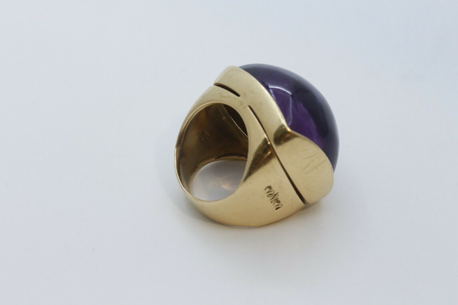 Vintage Statement Italian Eva Nueva Amethyst 18K Yellow Gold Ring