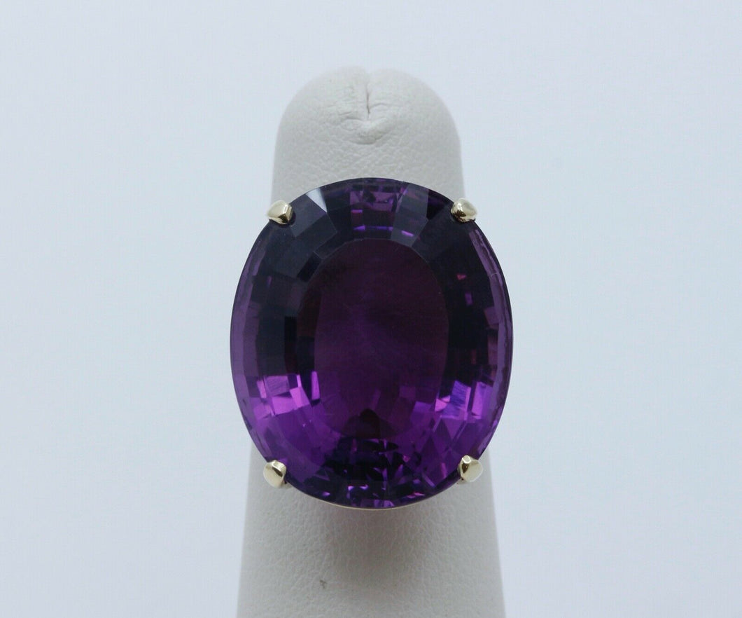 Vintage Oval Siberian Amethyst 14K Yellow Gold Ring