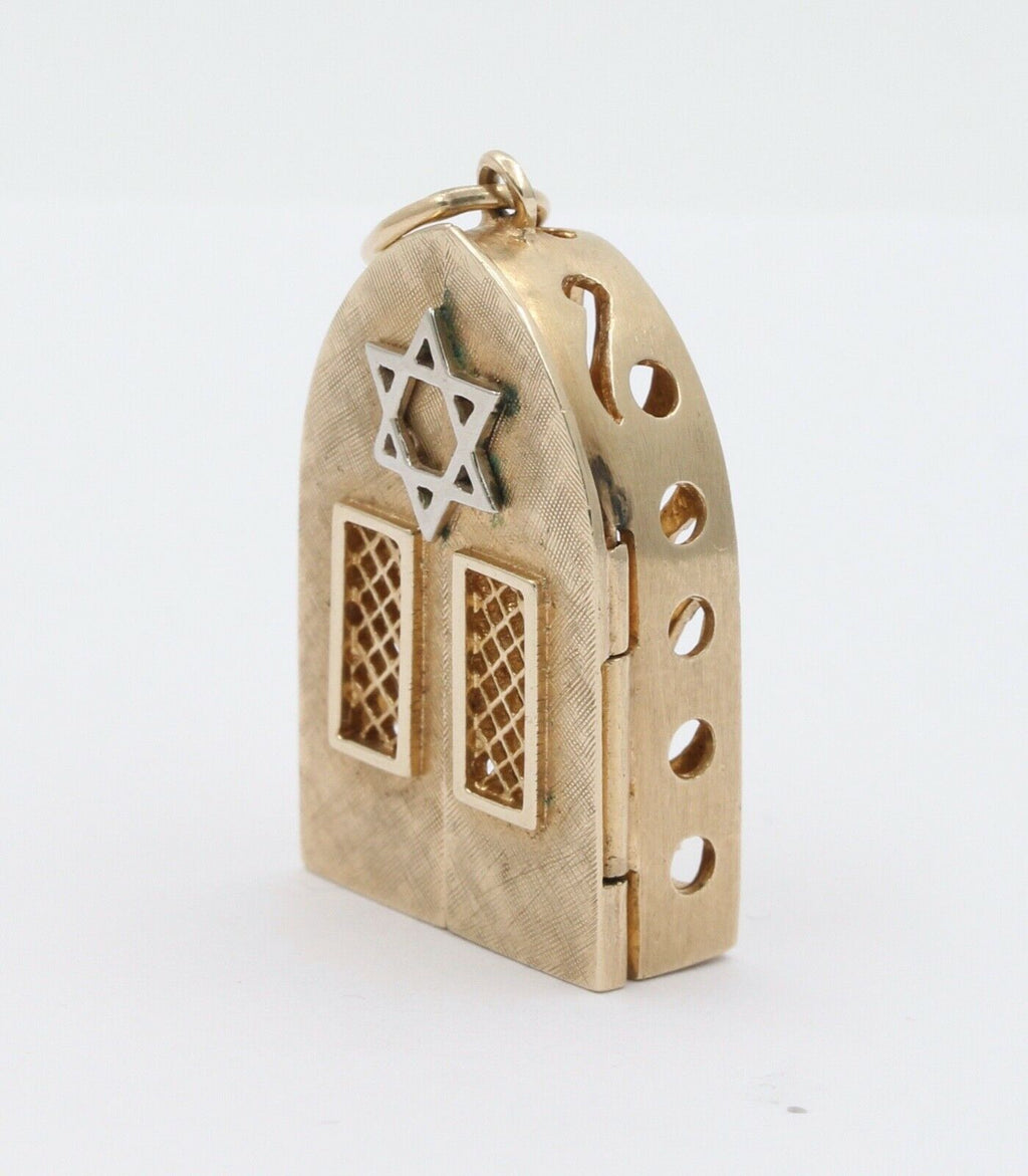 Vintage 14K Yellow Gold Moses Opening Pendant