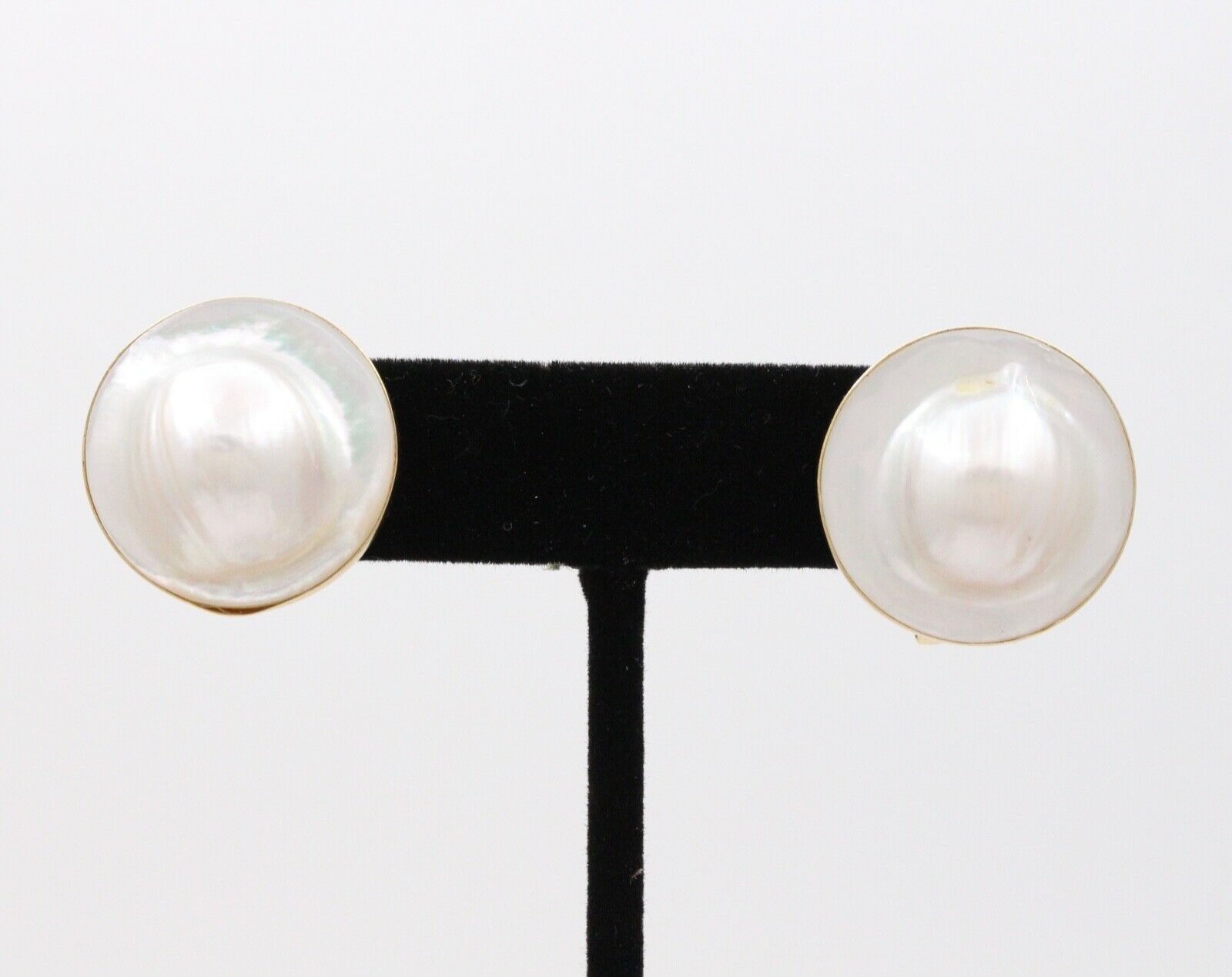 Vintage Mabe Pearl 14K Yellow Gold Earrings