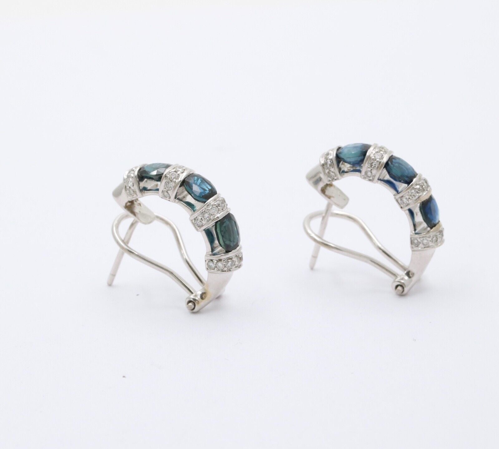 Vintage Blue Sapphire Diamonds 14K White Gold Earrings