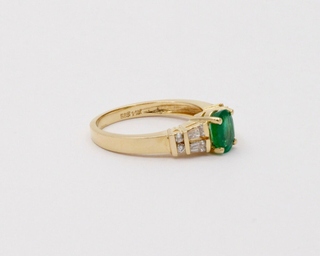 Lovely Vintage Emerald Baguette Diamonds 14K Yellow Gold Ring
