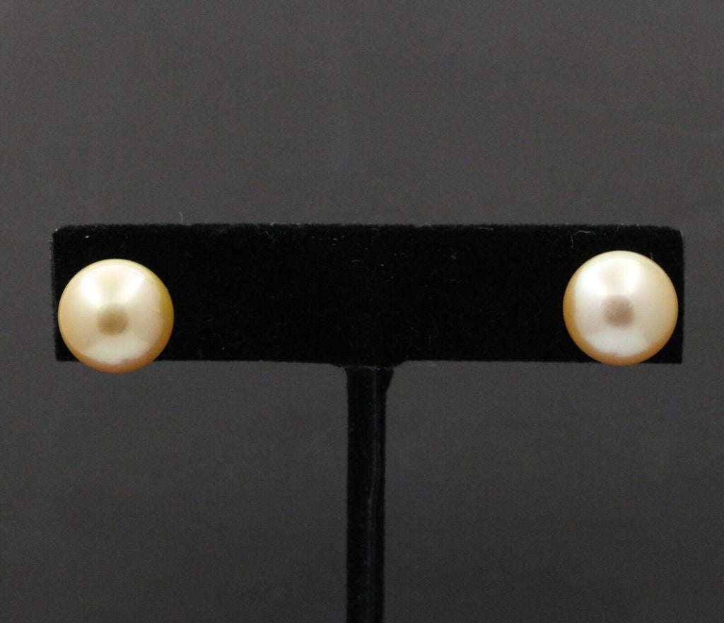 Vintage Classic 18K Yellow Gold Golden Pearl Studs Earrings