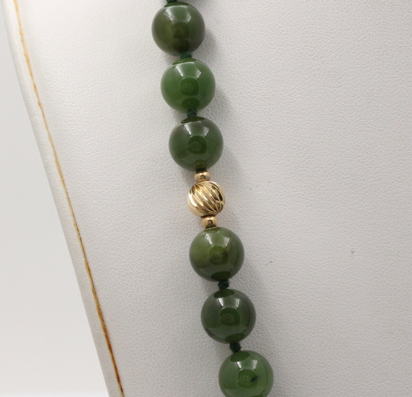 Vintage Spinach Jade Beaded 14K Yellow Gold Necklace