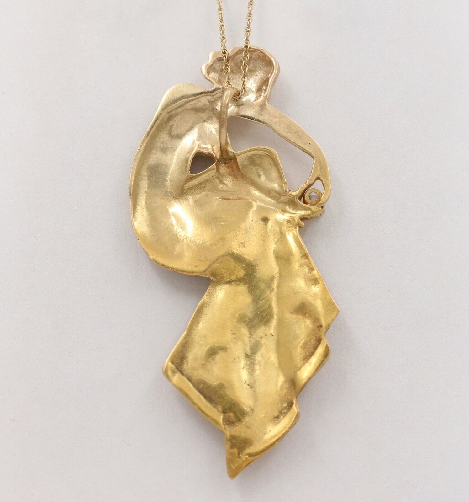 Beautiful Vintage Woman Portrait Held Diamond 18K Gold Pendant Necklace