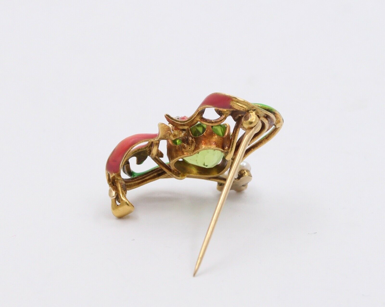 Art Nouveau Peridot 18K Yellow Gold Enamel Brooch Pin