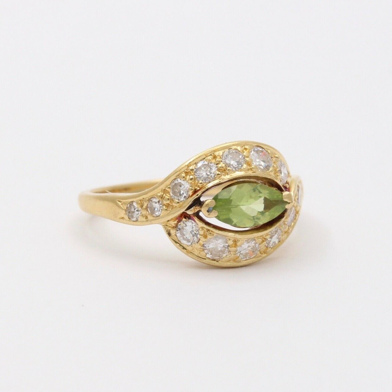 Vintage Bypass Peridot Diamonds 18K Yellow Gold Ring