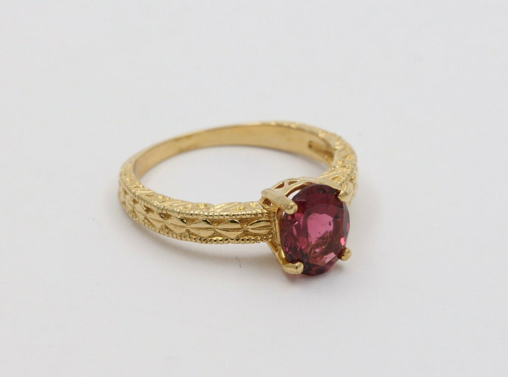 Vintage 14K Yellow Gold Rubellite Engraved Solitaire Ring