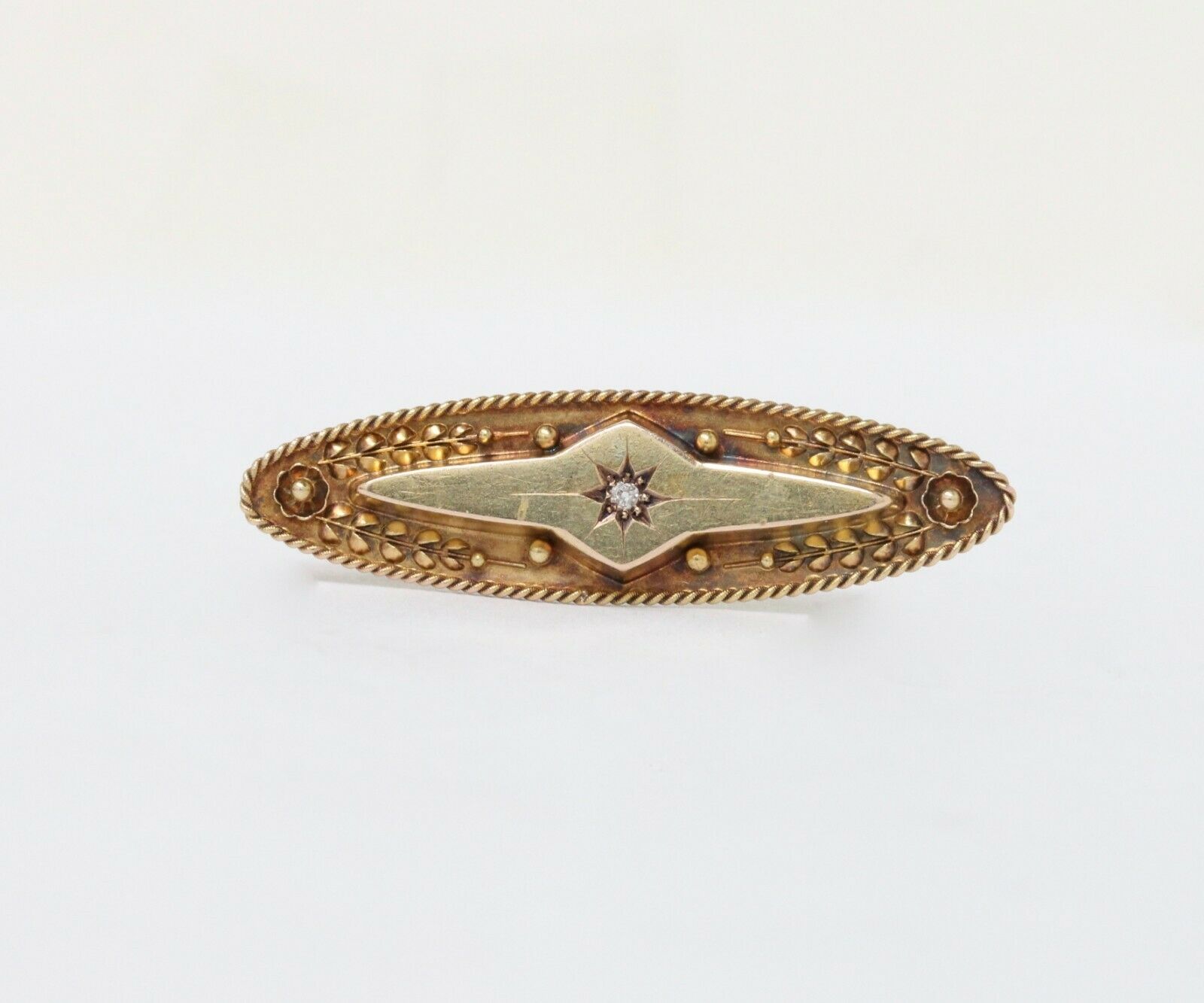 Victorian English 15K Yellow Gold Diamond Brooch