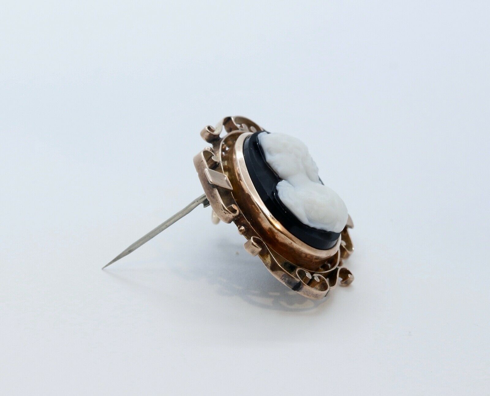 Victorian Cameo 14K Rose Gold Onyx Brooch Pendant Pin