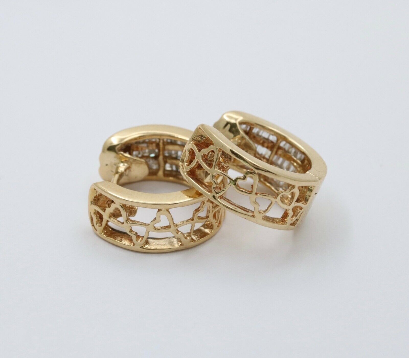 Vintage Hearts Diamonds 14K Yellow Gold Huggie Earrings