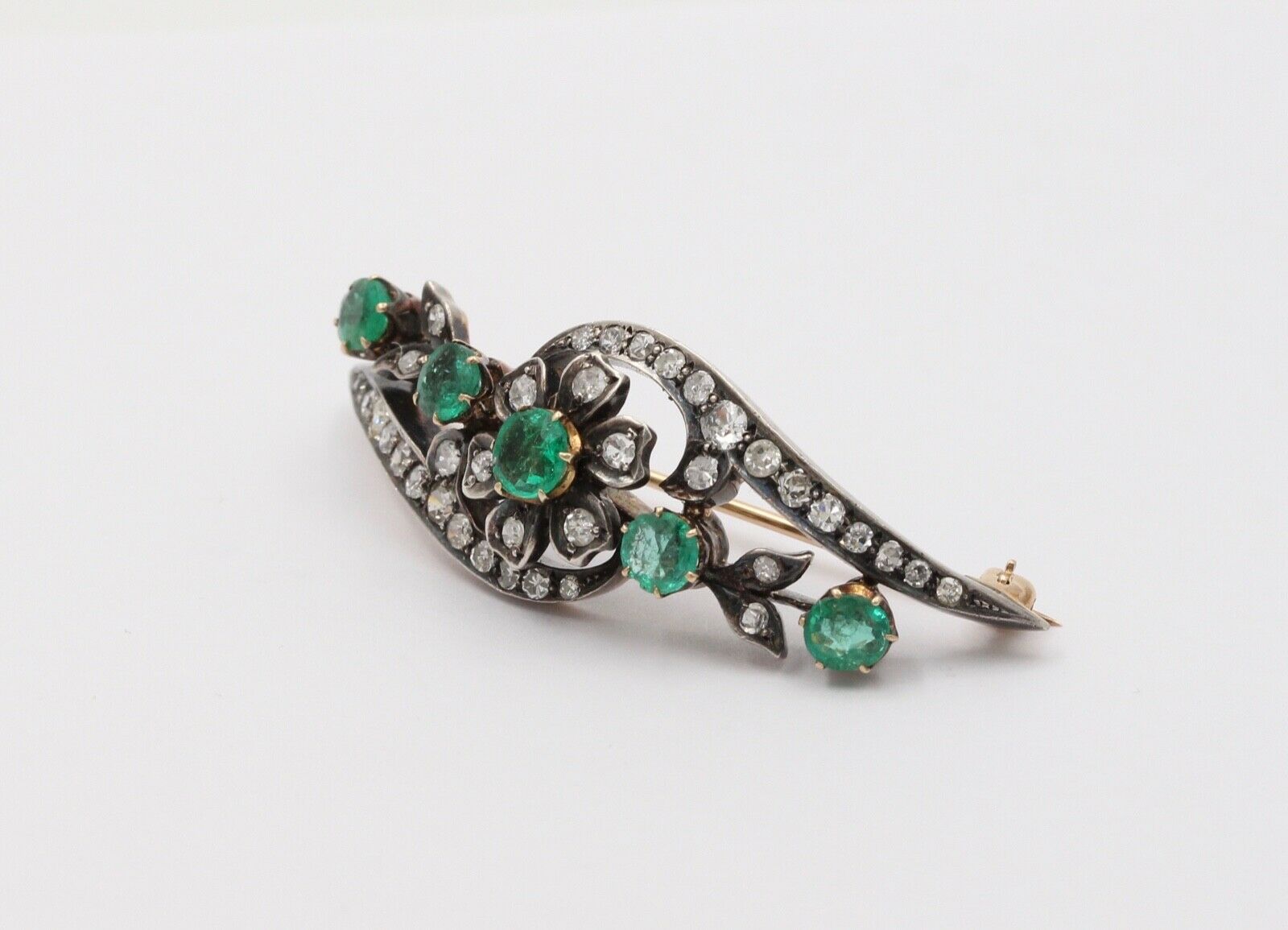 Victorian Emerald Diamonds Platinum 14K YG Flower Brooch Pin
