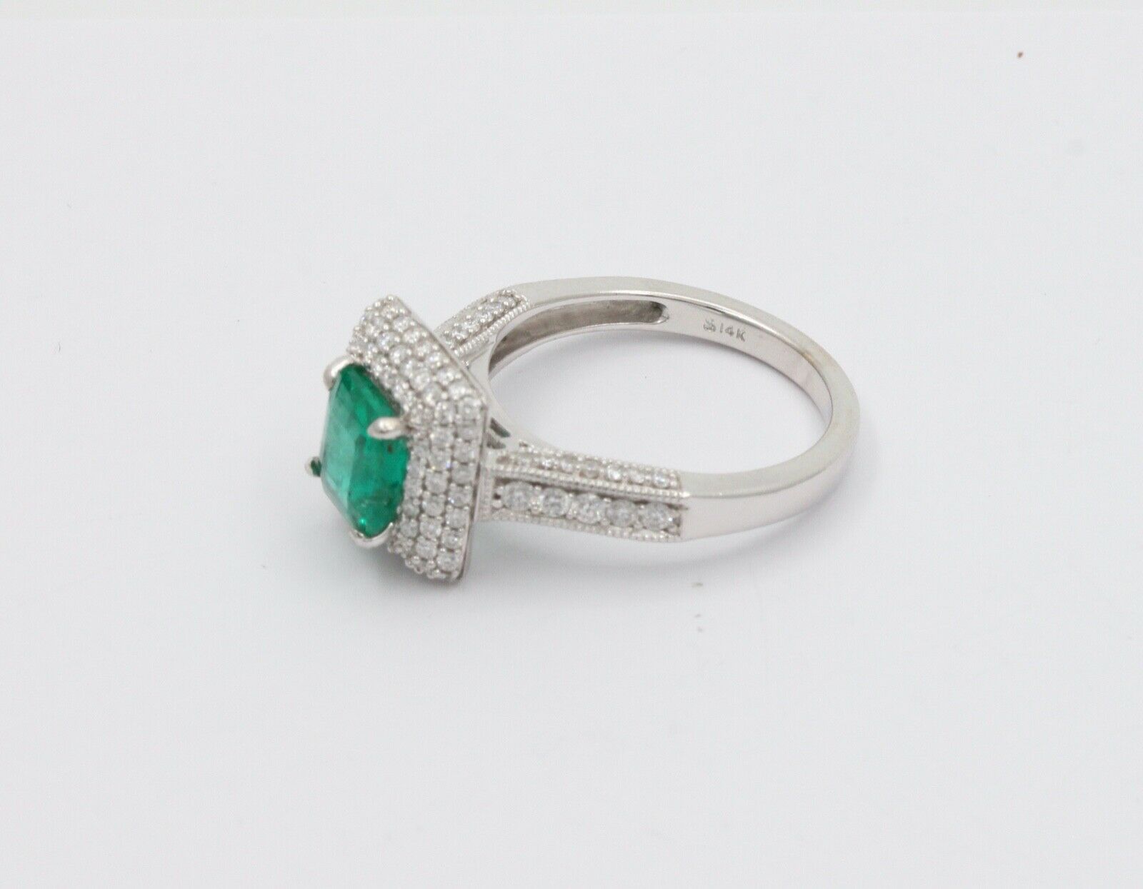 Vintage 14K White Gold Emerald Diamond Cocktail Ring