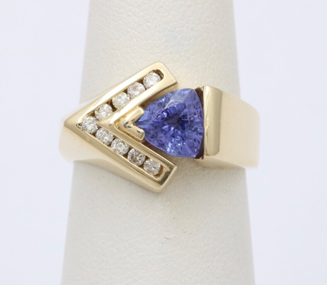 Vintage 14K Gold Geometric Tanzanite And Diamond Ring Band