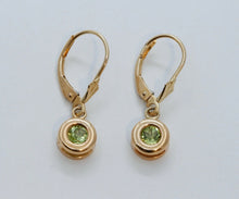 Load image into Gallery viewer, Ladies Vintage Peridot 14K Yellow Gold Earrings
