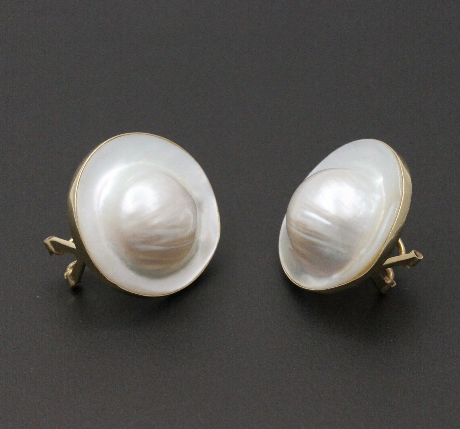 Vintage Mabe Pearl 14K Yellow Gold Earrings