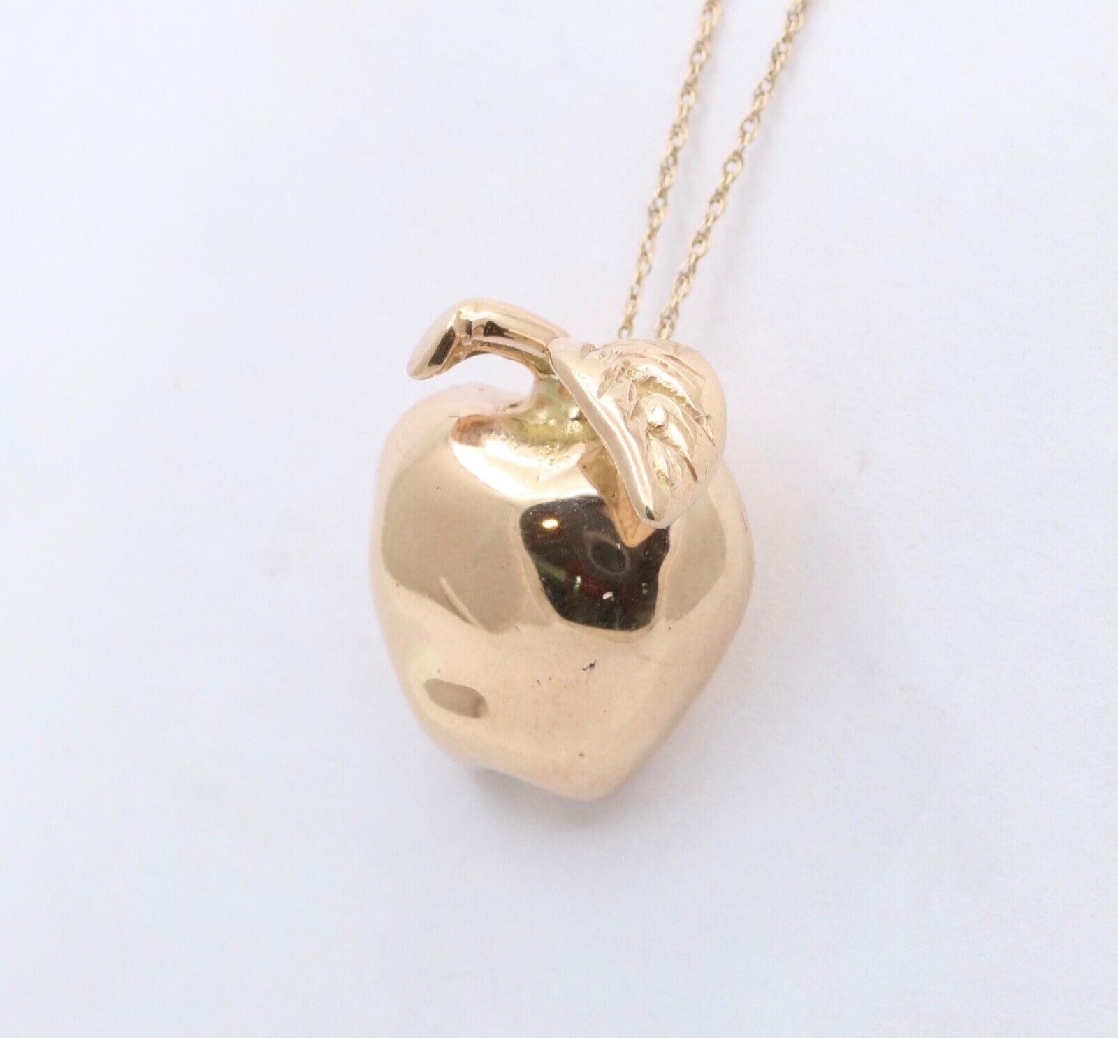Vintage 14K Yellow Gold Big Apple Charm Pendant