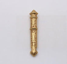 Load image into Gallery viewer, Victorian Repousse 18K Yellow Gold Needle Case
