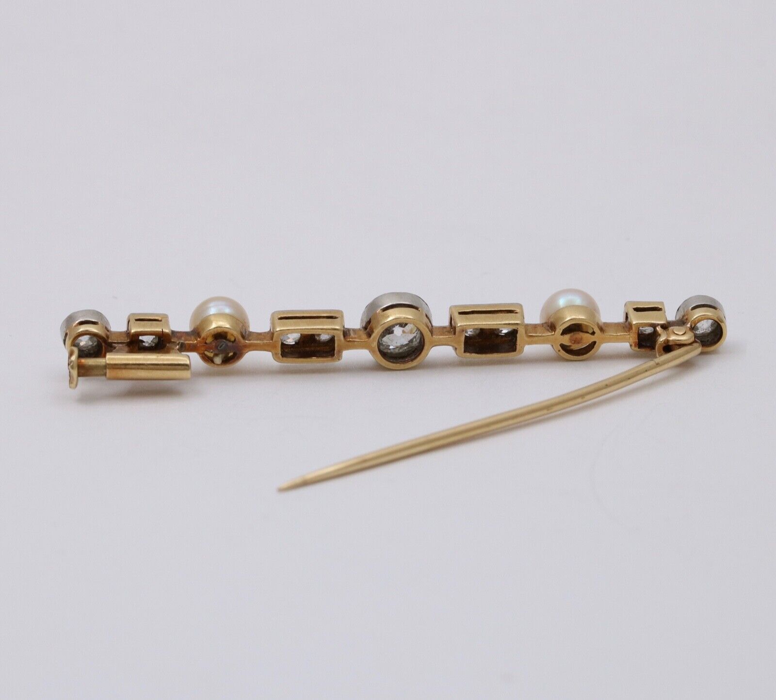 Antique Art Deco 18K Gold Diamond & Pearl Bar Pin.