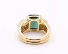 Load image into Gallery viewer, Vintage 4.35 carats Green Tourmaline 18K Gold Pave Diamond Ring
