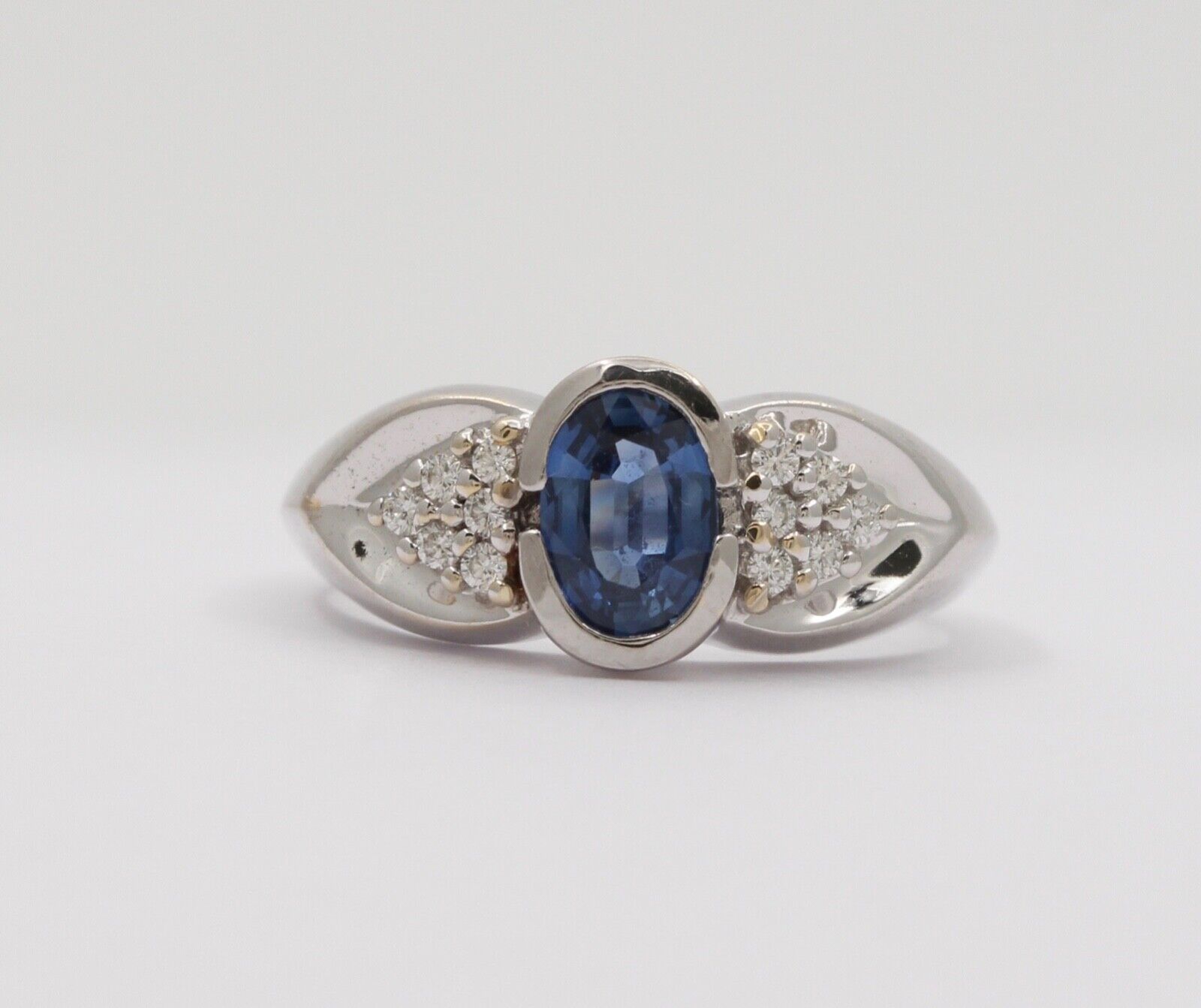 Vintage 18K White Gold Sapphire & Diamond Ring