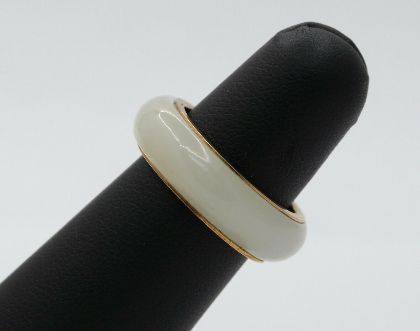Vintage 14K Yellow Gold Jade Band