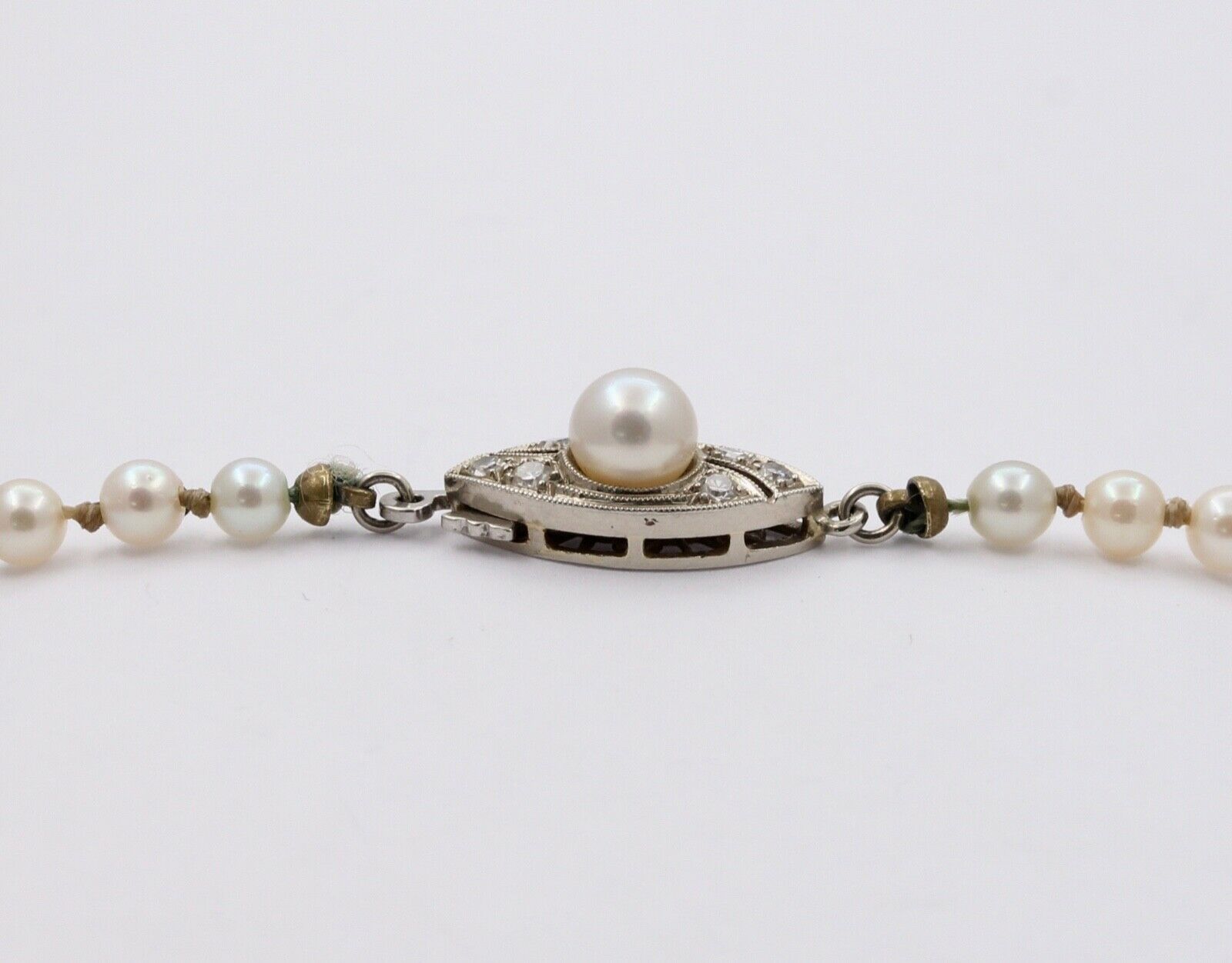 Vintage Akoya Pearls 14K White Gold Catch Necklace