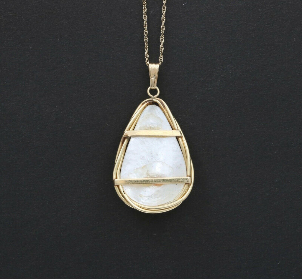 Vintage Mabe Pearl 14K Yellow Gold Pendant