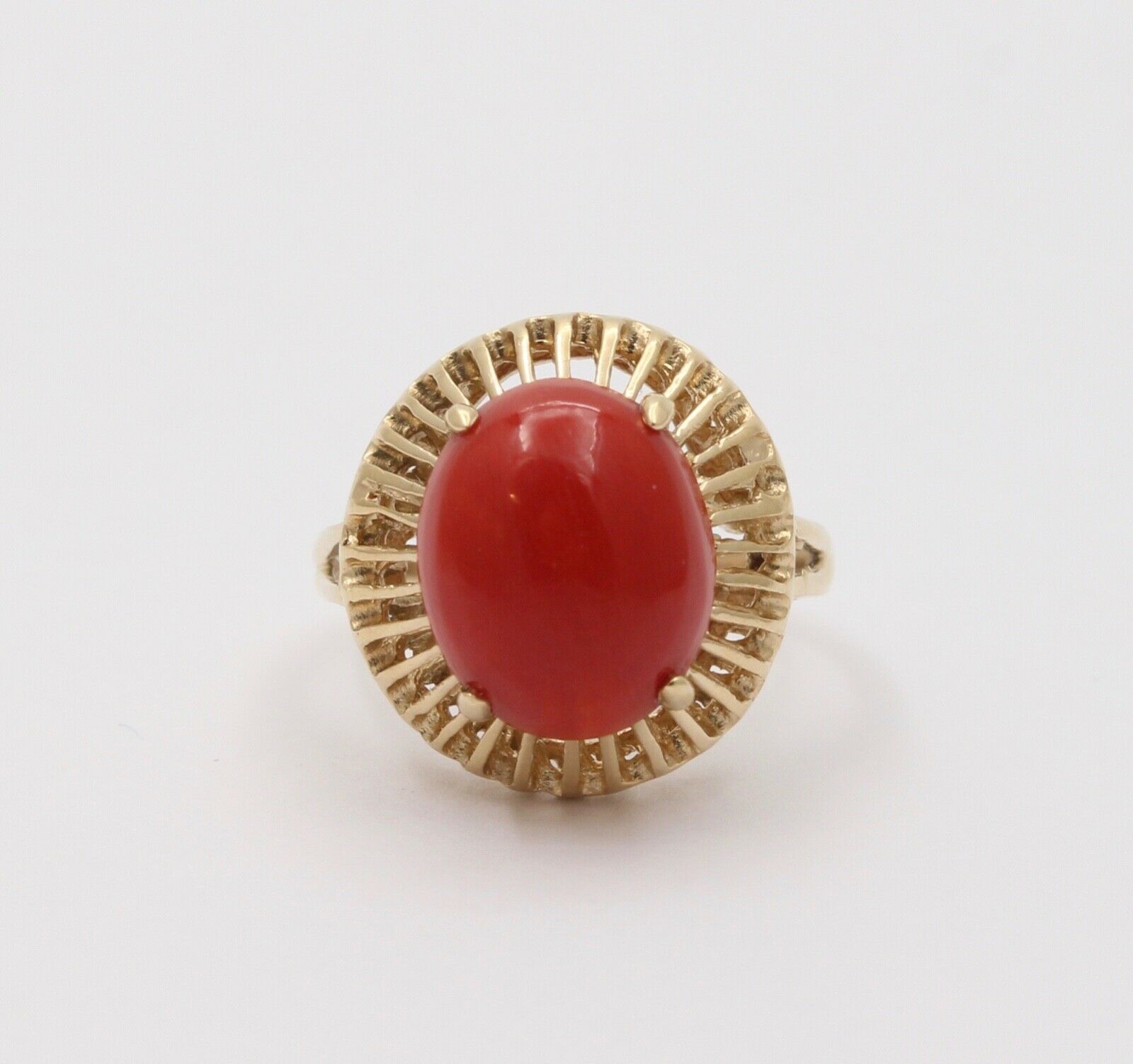 Vintage Oxblood Coral 14K Yellow Gold Ring