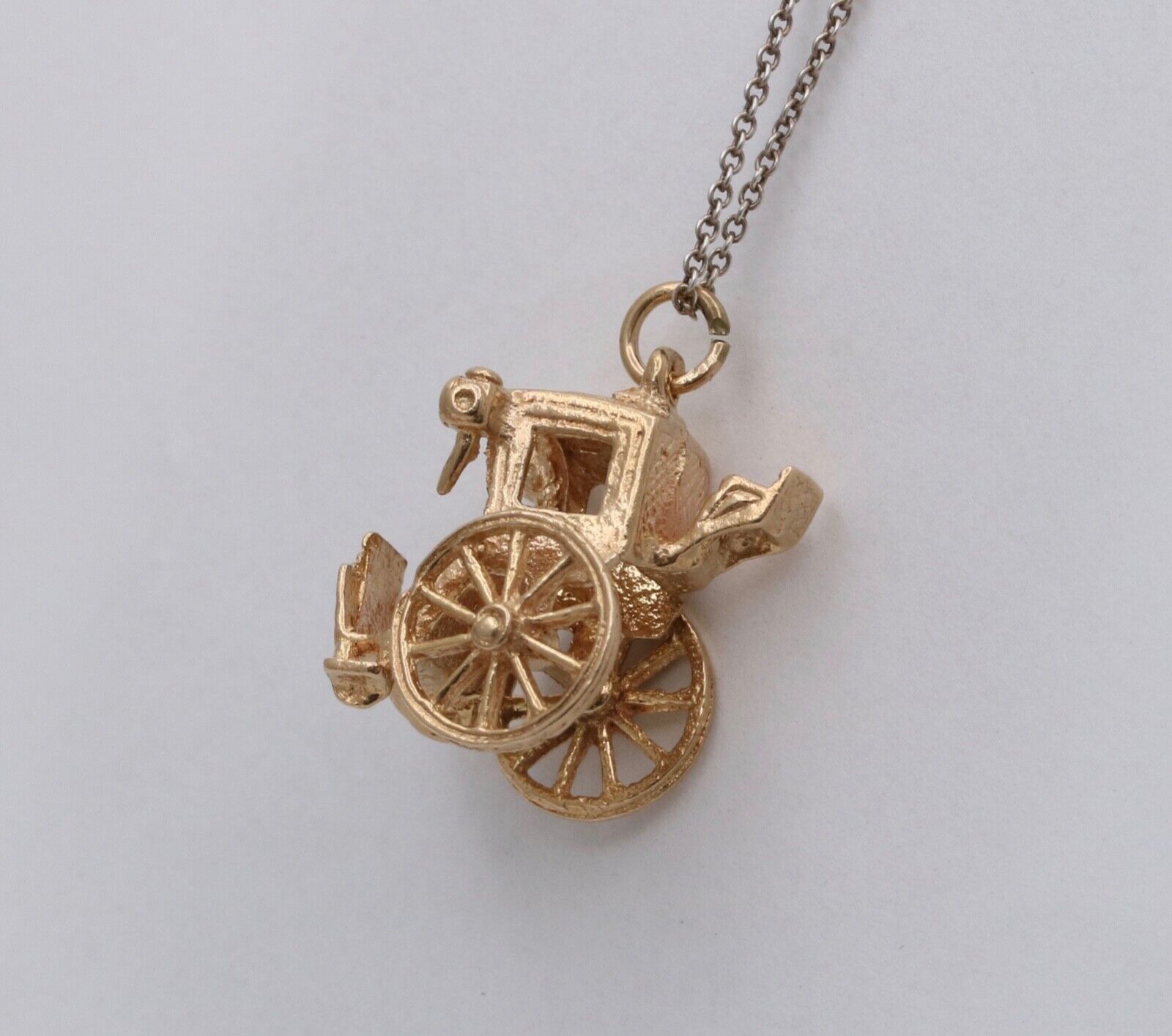Vintage 9K Yellow Gold Carriage Charm Pendant.