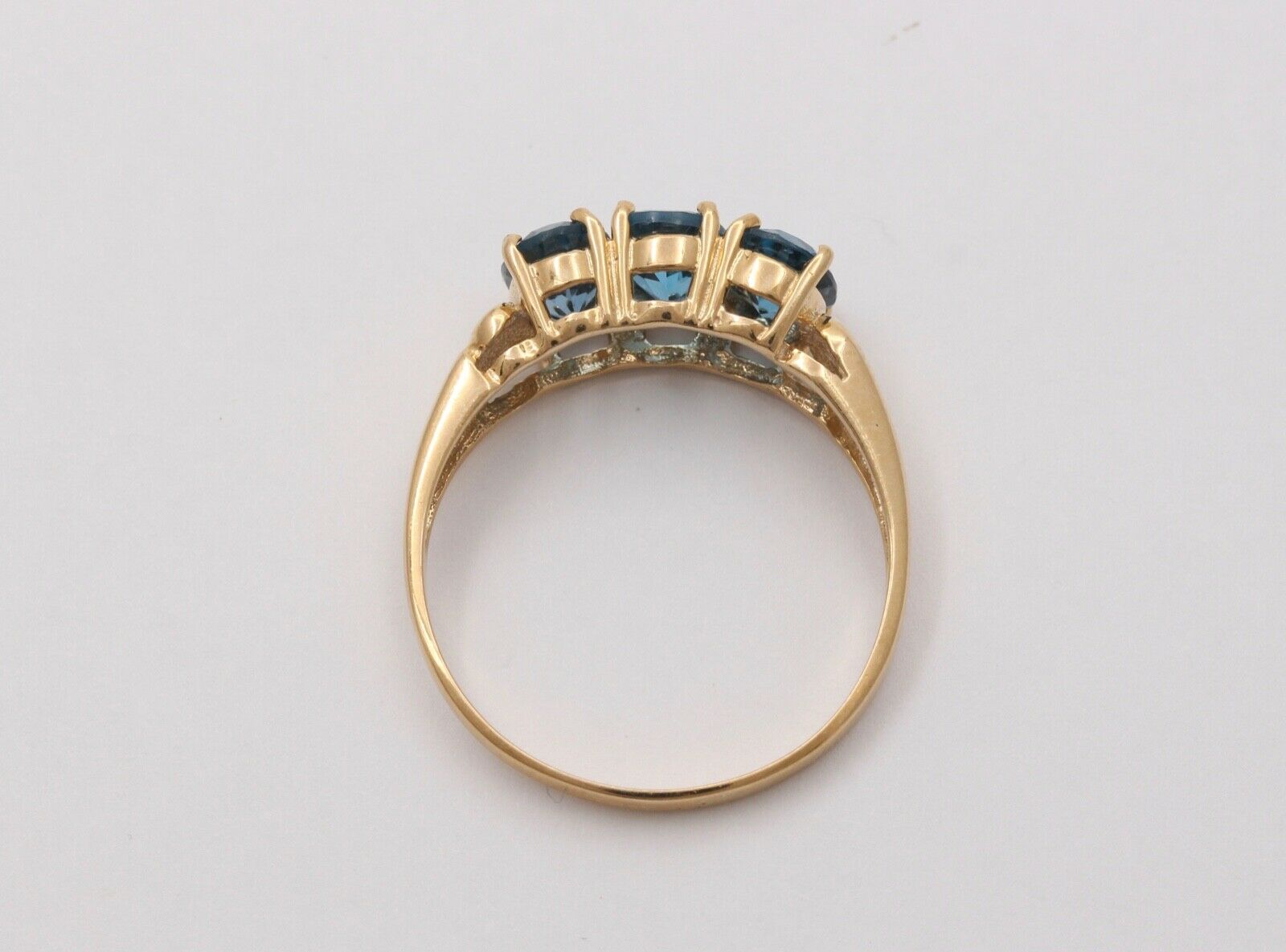 Vintage London Blue Topaz 10K Yellow Gold Band Ring