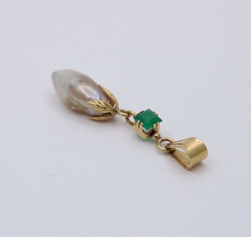 Vintage 14K Yellow Gold Pearl Pendant, Drop Pendant.