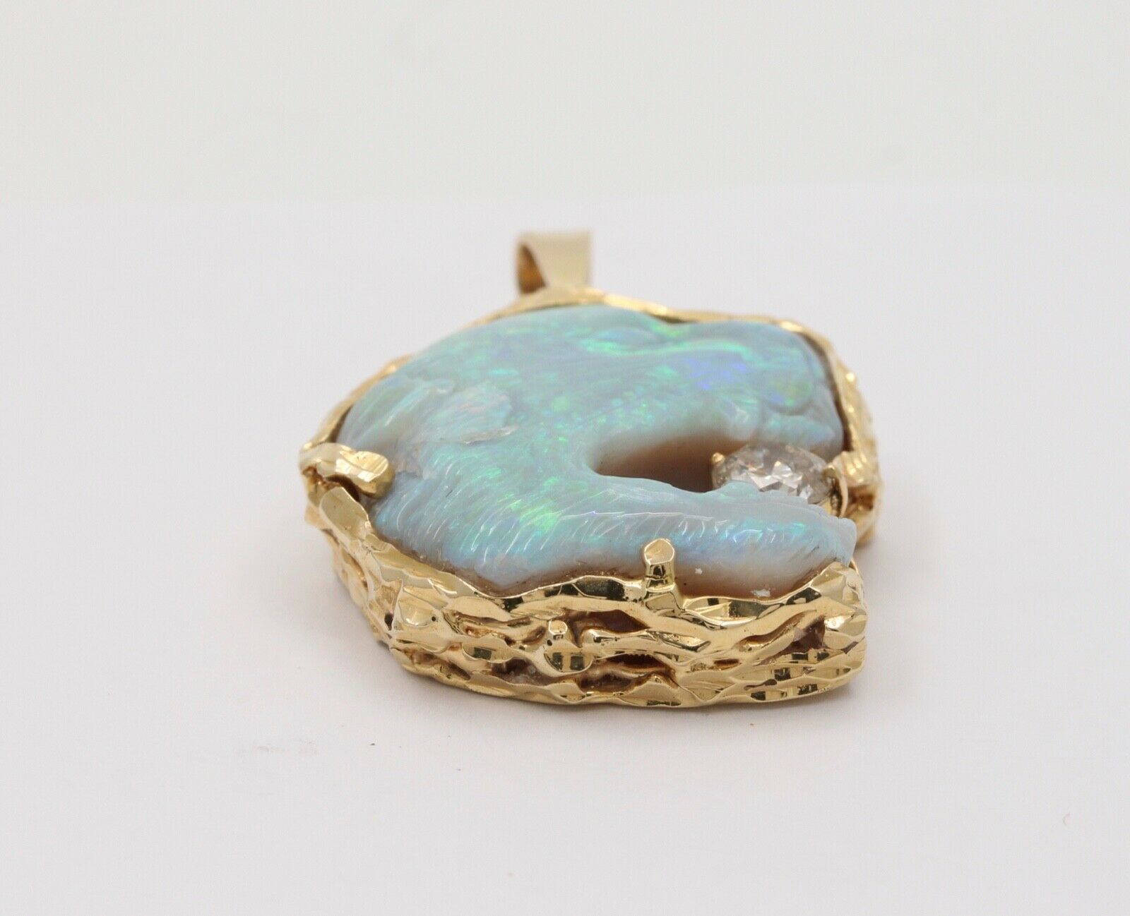 Vintage Carved Panther Large Australian Opal Held 1.0 carats round cut diamond P