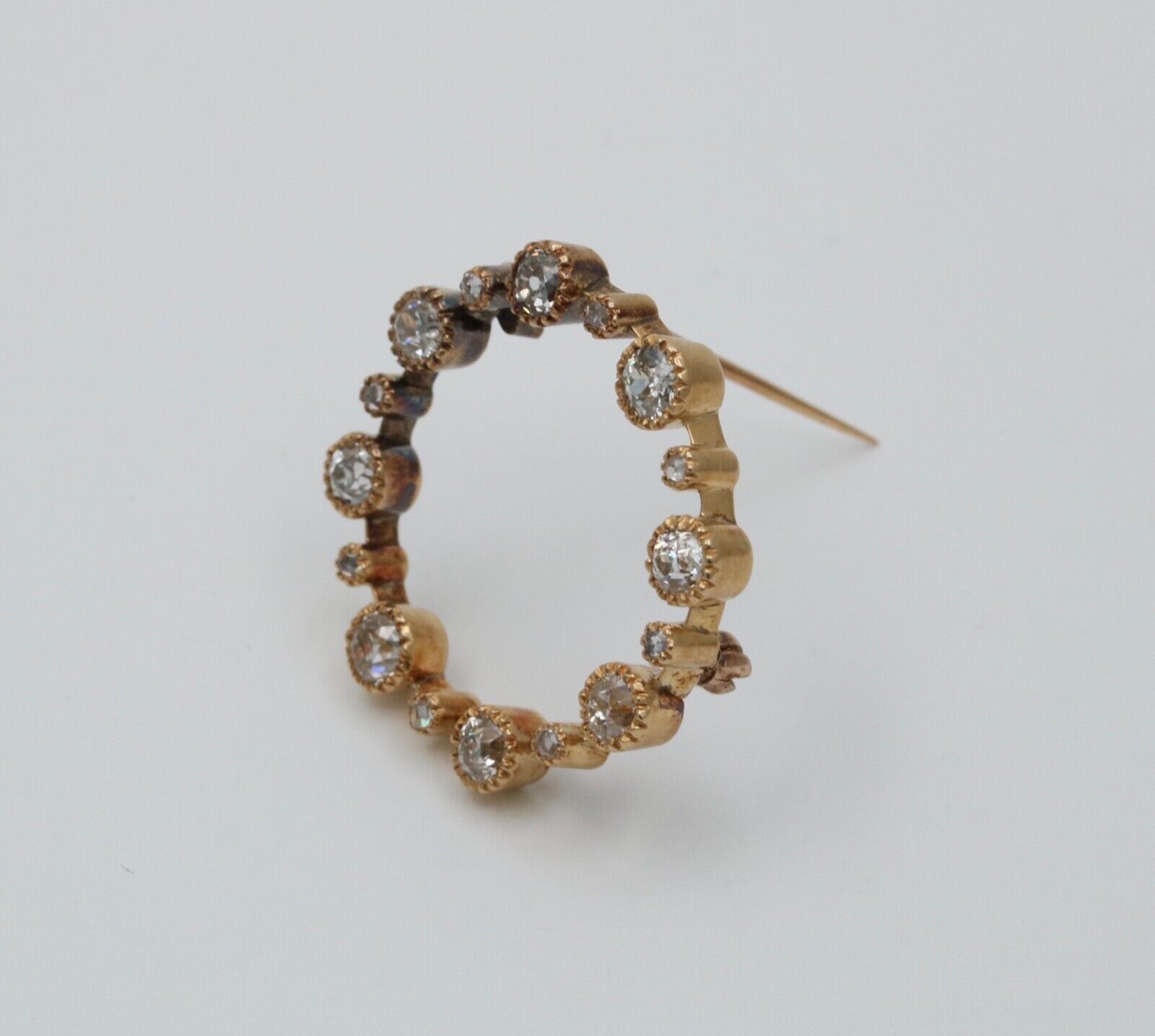Antique 14K Yellow Gold Diamond Wreath Brooch