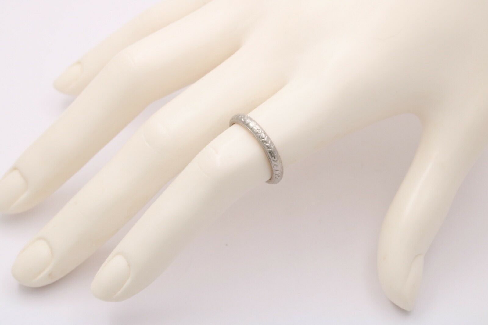 Art Deco W. Wise & Son Flower Blossom 18K White Yellow Gold Wedding Band Ring
