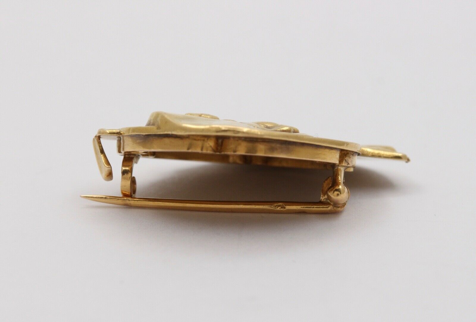 Gorgeous Art Nouveau French Woman’s Portrait 18K Gold Brooch Pin.