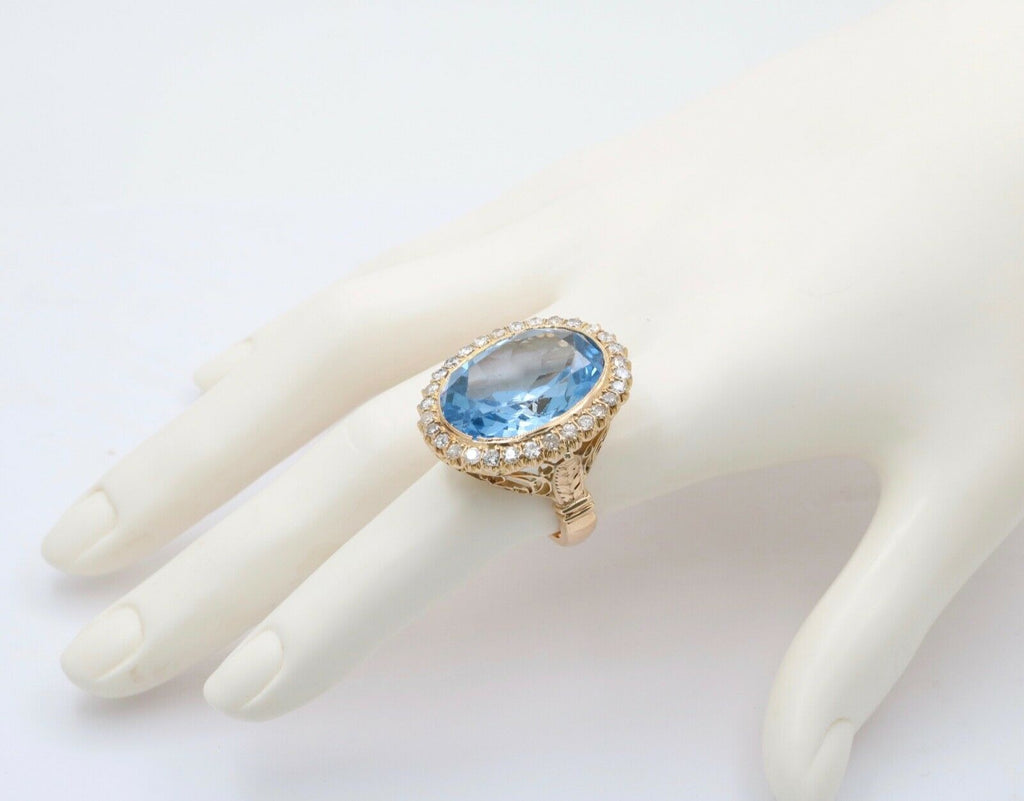 Vintage 24 Carat Blue Topaz Diamonds 14K Yellow Gold Ring