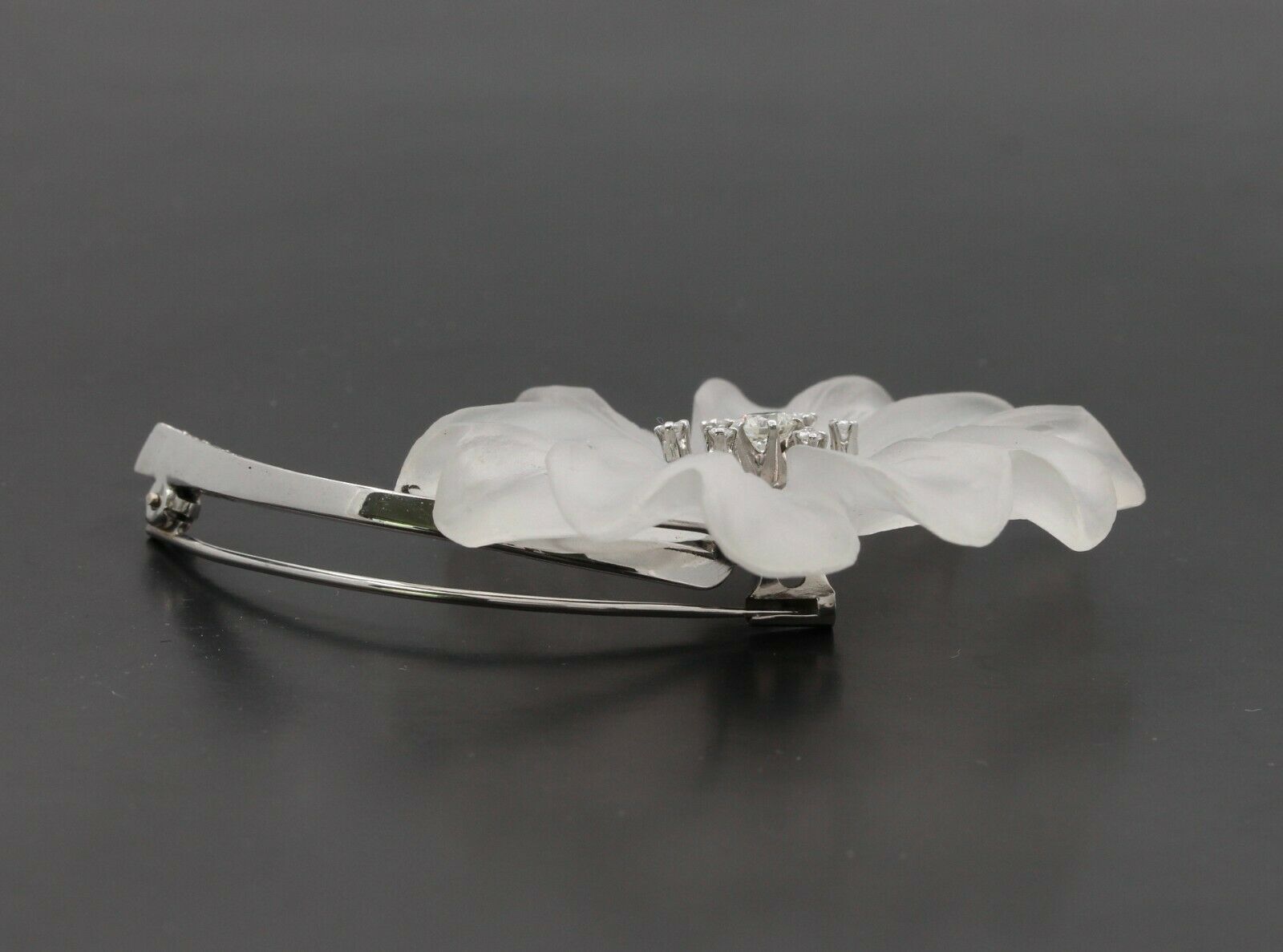 Vintage 18K White Gold Diamond Crystal Flower Brooch