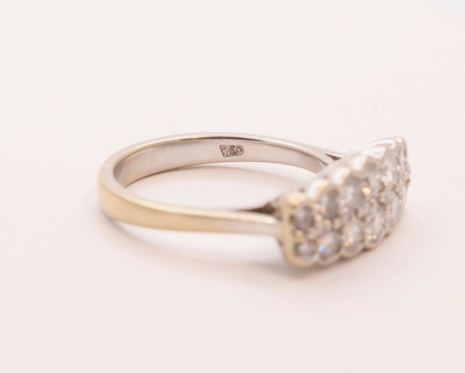 Vintage Ladies Diamonds 18K White Gold Wedding Band Ring