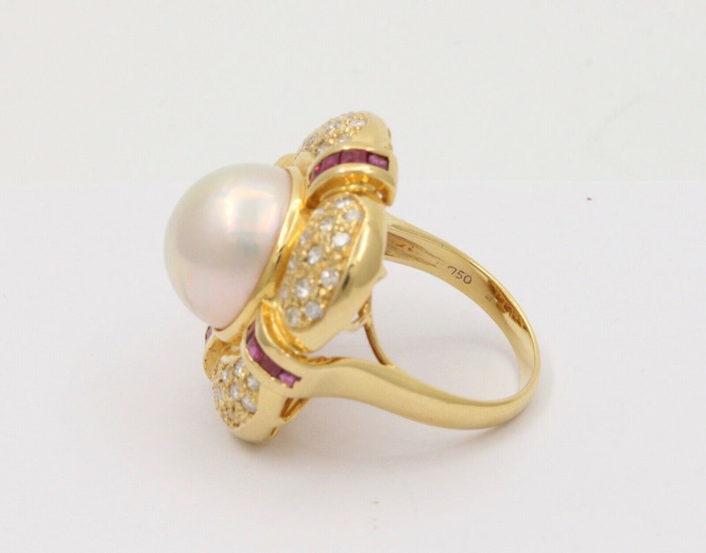 Vintage Mabe Pearl Diamonds Rubies 18K Yellow Gold Ring