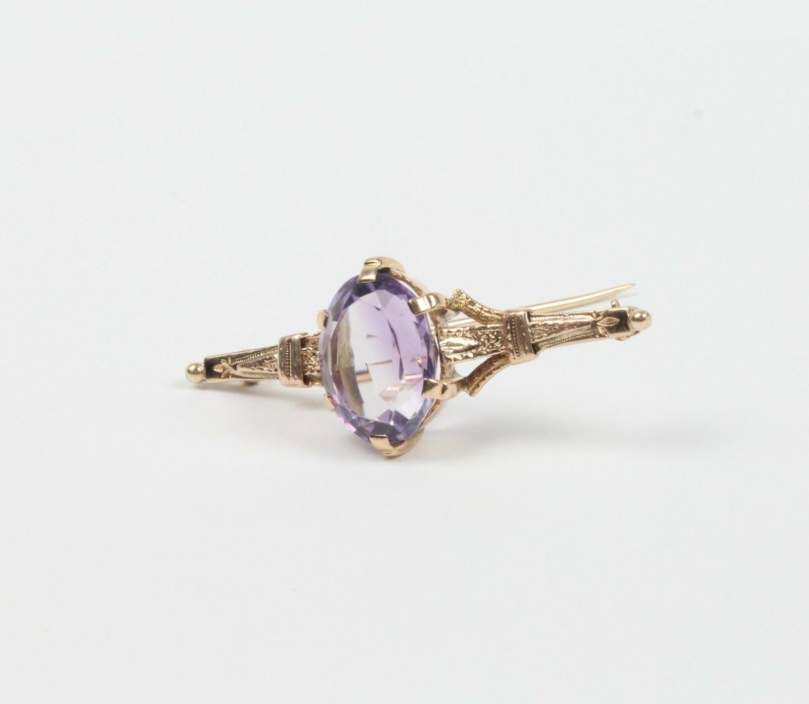 Vintage 14K Yellow Gold Amethyst Bar Brooch, Pin.