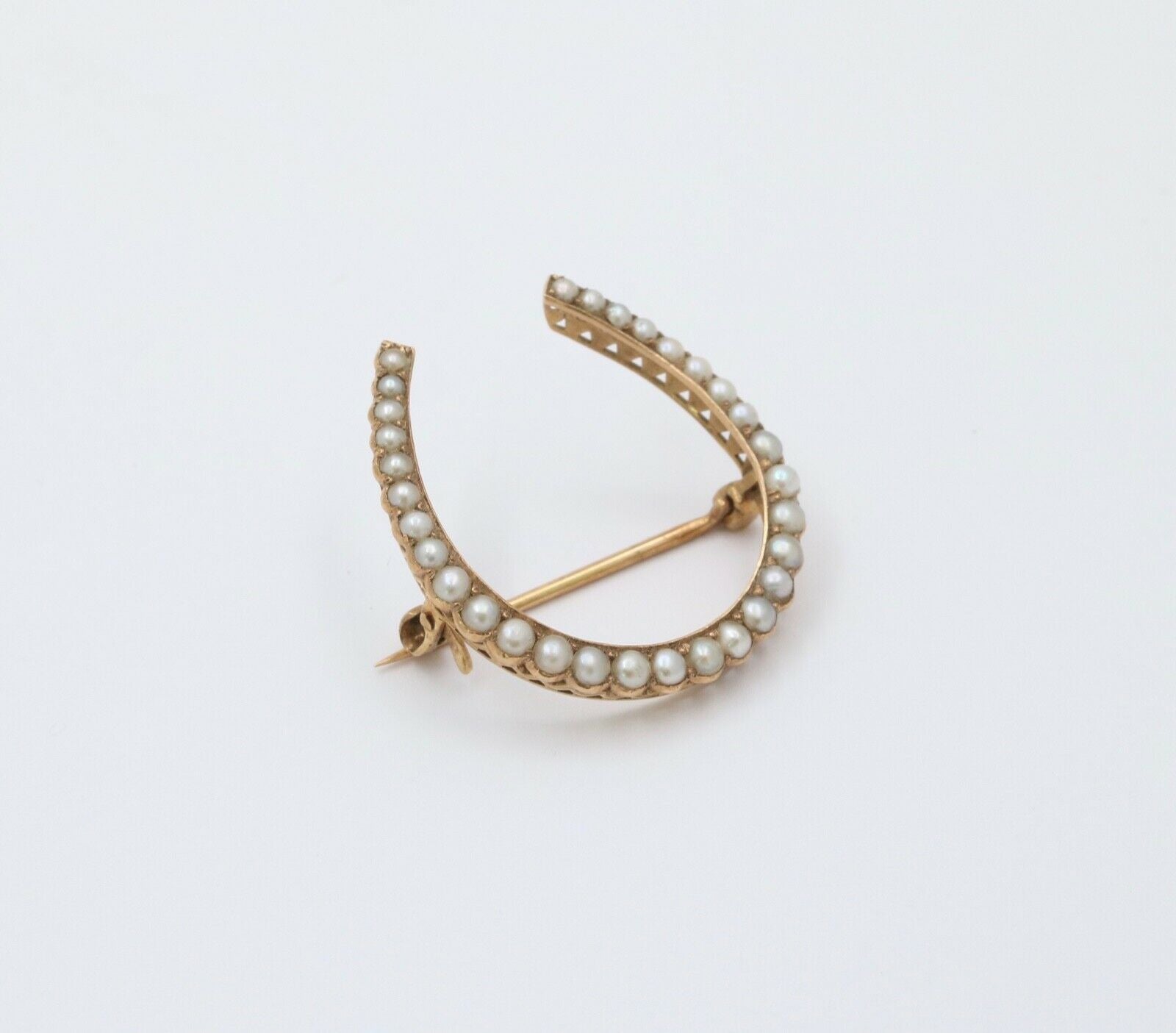 Antique 14K Yellow Gold Split Pearl Horseshoe Brooch, Pin.